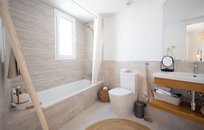 Resale - Apartment - Penthouse - Marbella - Altos de los Monteros