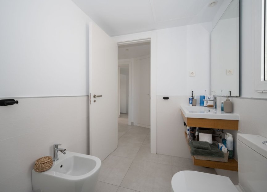 Resale - Apartment - Penthouse - Marbella - Altos de los Monteros