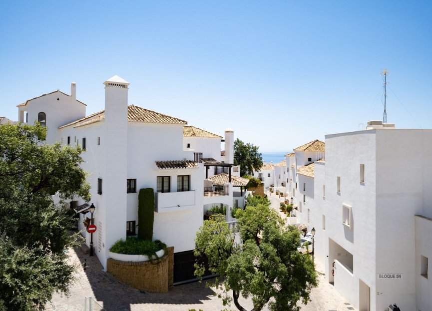 Resale - Apartment - Penthouse - Marbella - Altos de los Monteros