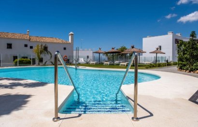 Resale - Apartment - Penthouse - Marbella - Altos de los Monteros