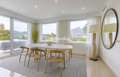 Resale - Apartment - Middle Floor Apartment - Marbella - Nueva Andalucia