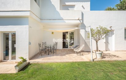 Resale - House - Detached Villa - Marbella - Nueva Andalucia