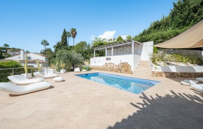 Resale - House - Detached Villa - Marbella - Nueva Andalucia