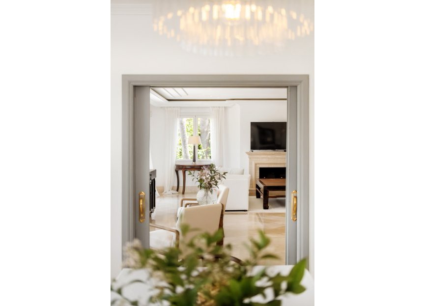 Resale - House - Detached Villa - Marbella - Aloha