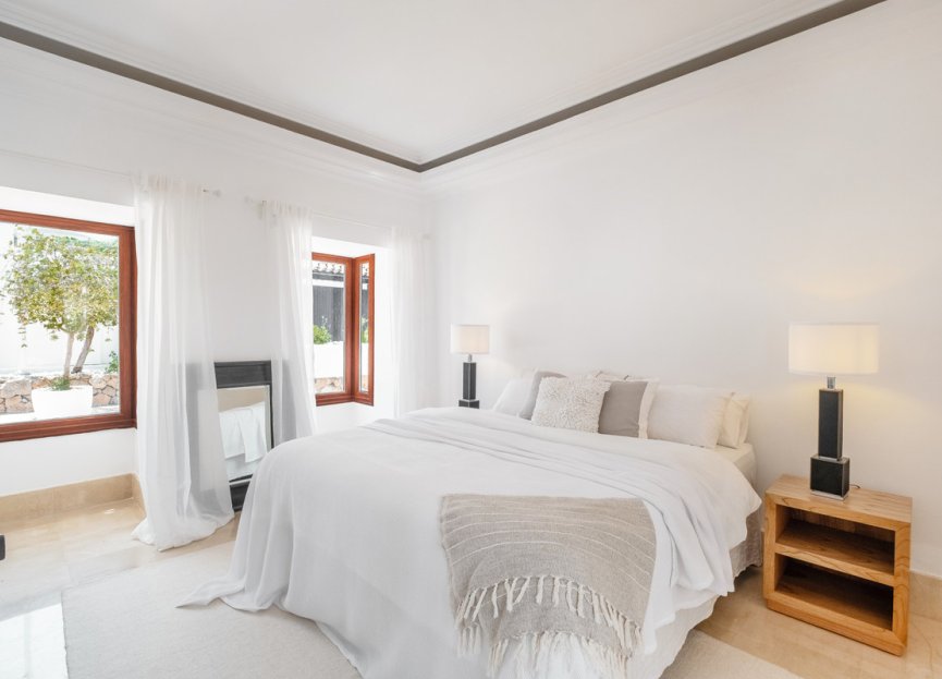 Resale - House - Detached Villa - Marbella - Aloha