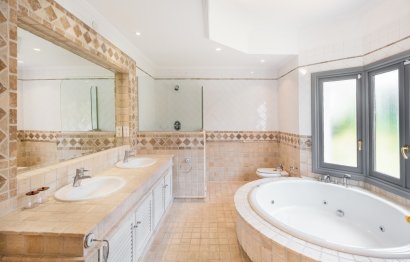 Resale - House - Detached Villa - Marbella - Aloha