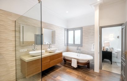 Resale - House - Detached Villa - Marbella - Aloha