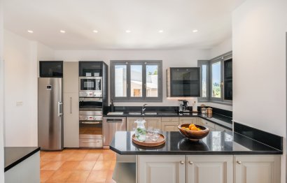 Resale - House - Detached Villa - Marbella - Aloha