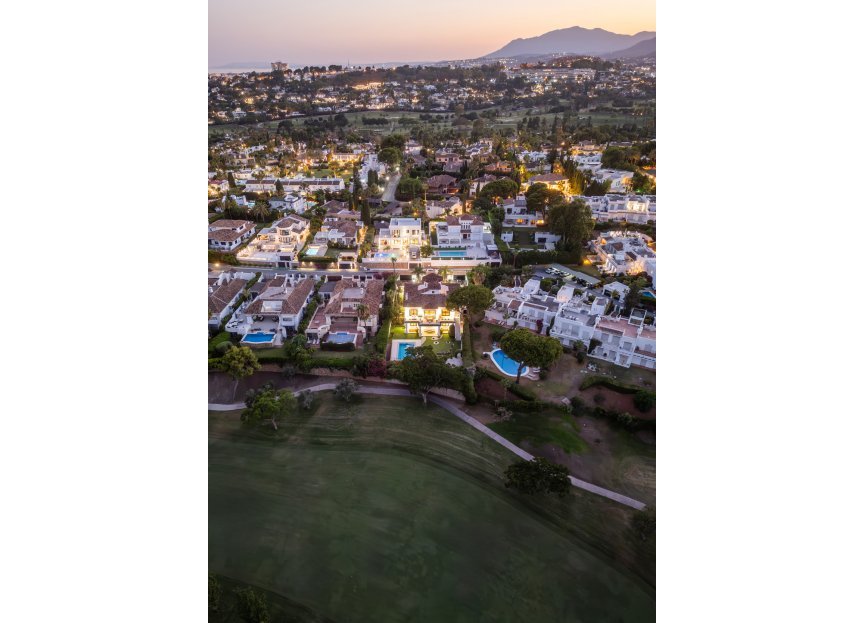 Resale - House - Detached Villa - Marbella - Aloha