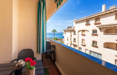 Resale - Apartment - Middle Floor Apartment - Estepona - Estepona Centro