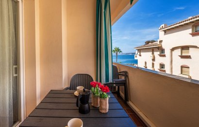 Resale - Apartment - Middle Floor Apartment - Estepona - Estepona Centro