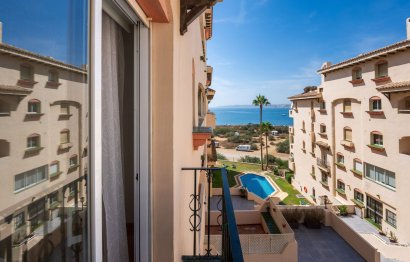 Resale - Apartment - Middle Floor Apartment - Estepona - Estepona Centro
