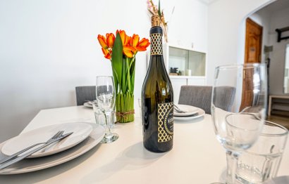 Resale - Apartment - Middle Floor Apartment - Estepona - Estepona Centro