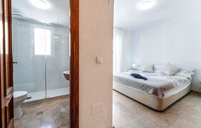 Resale - Apartment - Middle Floor Apartment - Estepona - Estepona Centro