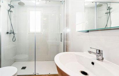 Resale - Apartment - Middle Floor Apartment - Estepona - Estepona Centro