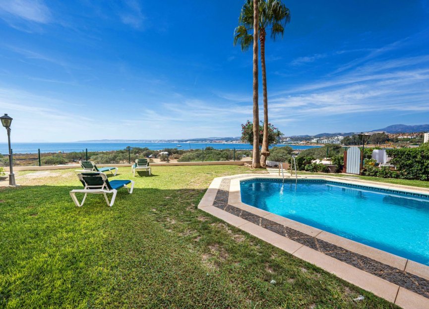 Resale - Apartment - Middle Floor Apartment - Estepona - Estepona Centro