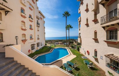 Resale - Apartment - Middle Floor Apartment - Estepona - Estepona Centro