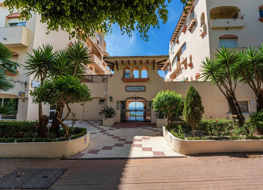 Resale - Apartment - Middle Floor Apartment - Estepona - Estepona Centro