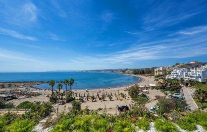 Resale - Apartment - Middle Floor Apartment - Estepona - Estepona Centro