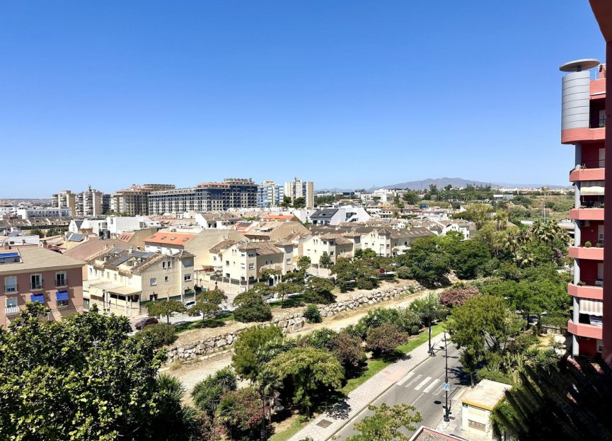 Resale - Apartment - Middle Floor Apartment - Fuengirola - Los Boliches