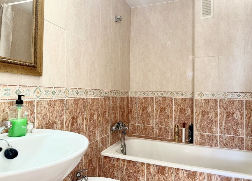 Resale - Apartment - Middle Floor Apartment - Fuengirola - Los Boliches