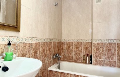 Resale - Apartment - Middle Floor Apartment - Fuengirola - Los Boliches