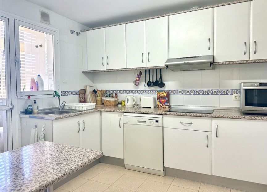 Resale - Apartment - Middle Floor Apartment - Fuengirola - Los Boliches