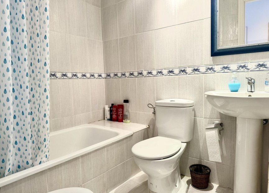 Resale - Apartment - Middle Floor Apartment - Fuengirola - Los Boliches