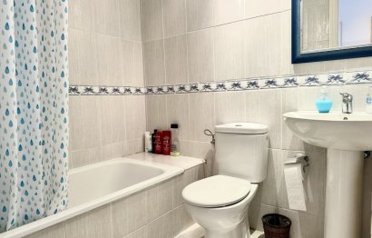 Resale - Apartment - Middle Floor Apartment - Fuengirola - Los Boliches