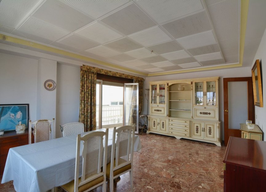 Resale - Apartment - Middle Floor Apartment - Fuengirola - Fuengirola Centro