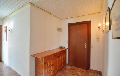 Resale - Apartment - Middle Floor Apartment - Fuengirola - Fuengirola Centro