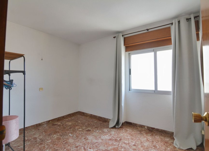 Resale - Apartment - Middle Floor Apartment - Fuengirola - Fuengirola Centro