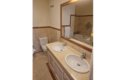 Resale - Ground floor apartment - Casares - Casares Playa