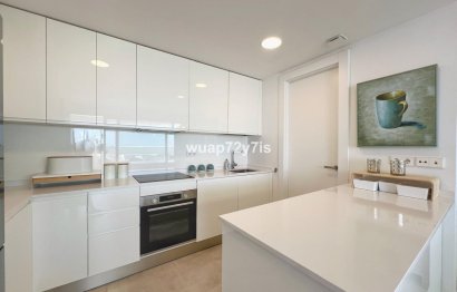 Resale - Apartment - Penthouse - Estepona - Estepona Centro