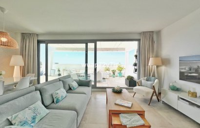 Resale - Apartment - Penthouse - Estepona - Estepona Centro