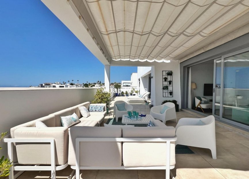 Resale - Apartment - Penthouse - Estepona - Estepona Centro