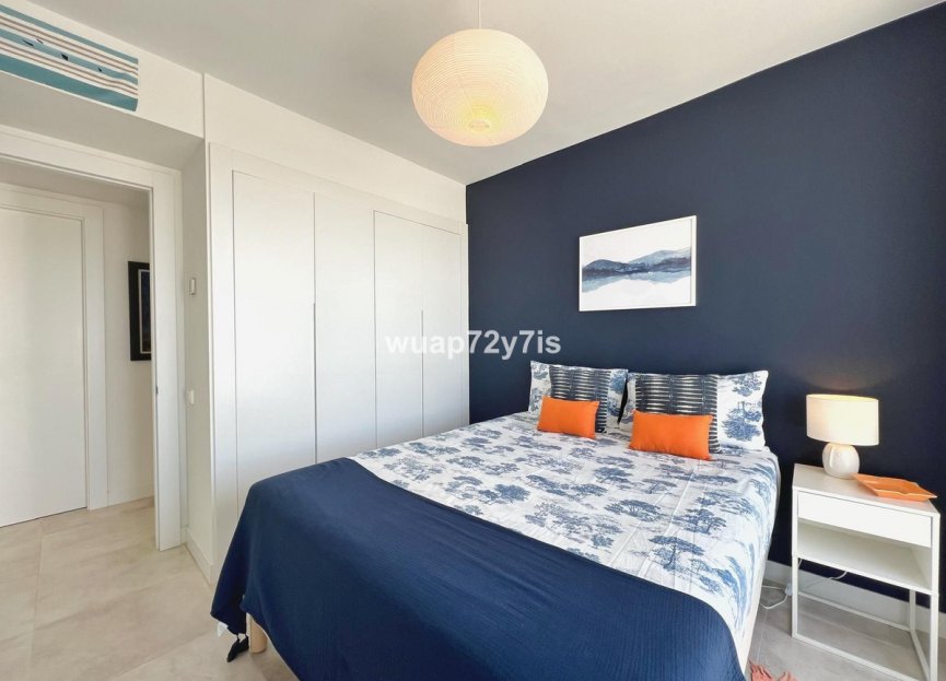 Resale - Apartment - Penthouse - Estepona - Estepona Centro