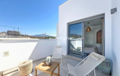Resale - Apartment - Penthouse - Estepona - Estepona Centro