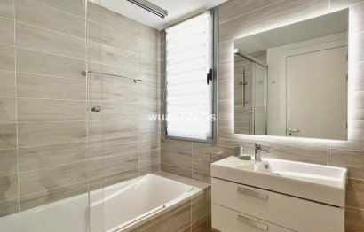 Resale - Apartment - Penthouse - Estepona - Estepona Centro