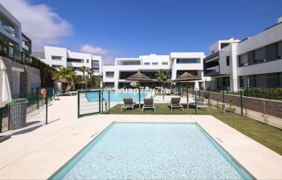Resale - Apartment - Penthouse - Estepona - Estepona Centro