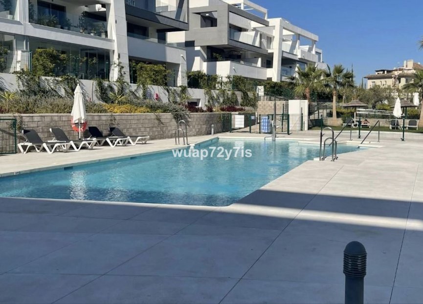 Resale - Apartment - Penthouse - Estepona - Estepona Centro