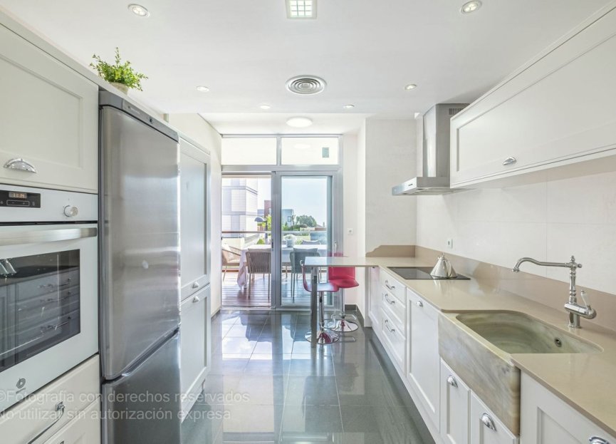 Resale - Apartment - Middle Floor Apartment - Manilva - Manilva Centro