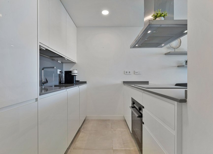 Resale - Apartment - Middle Floor Apartment - Fuengirola - Fuengirola Centro