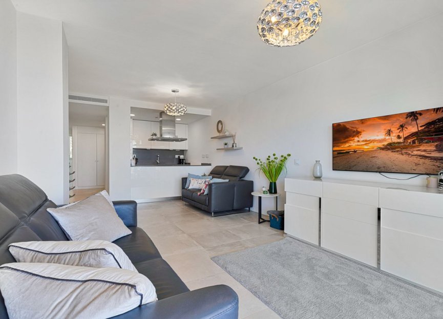 Resale - Apartment - Middle Floor Apartment - Fuengirola - Fuengirola Centro