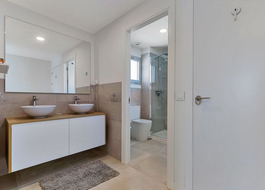 Resale - Apartment - Middle Floor Apartment - Fuengirola - Fuengirola Centro