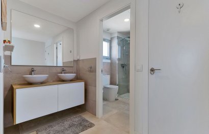 Resale - Apartment - Middle Floor Apartment - Fuengirola - Fuengirola Centro