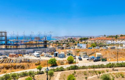 Resale - Apartment - Middle Floor Apartment - Fuengirola - Fuengirola Centro