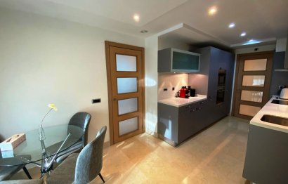 Resale - Apartment - Middle Floor Apartment - Marbella - Marbella Centro