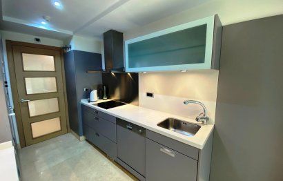 Resale - Apartment - Middle Floor Apartment - Marbella - Marbella Centro