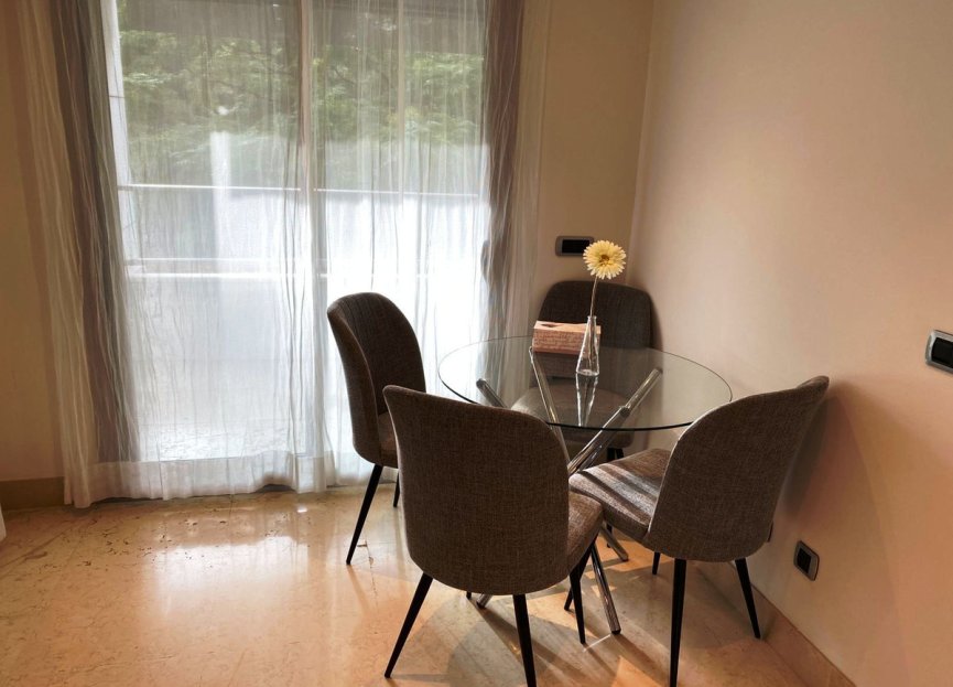 Resale - Apartment - Middle Floor Apartment - Marbella - Marbella Centro